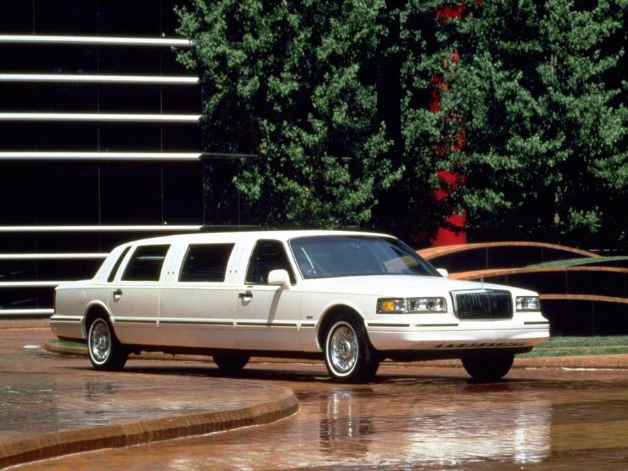 Lincoln Town Car Limousine '1995